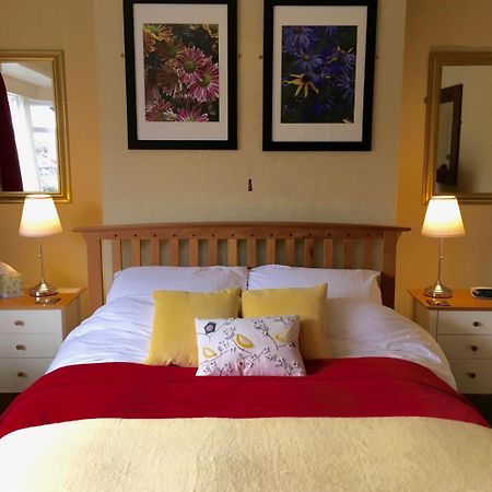 The Stanage B&B Telford Eksteriør bilde